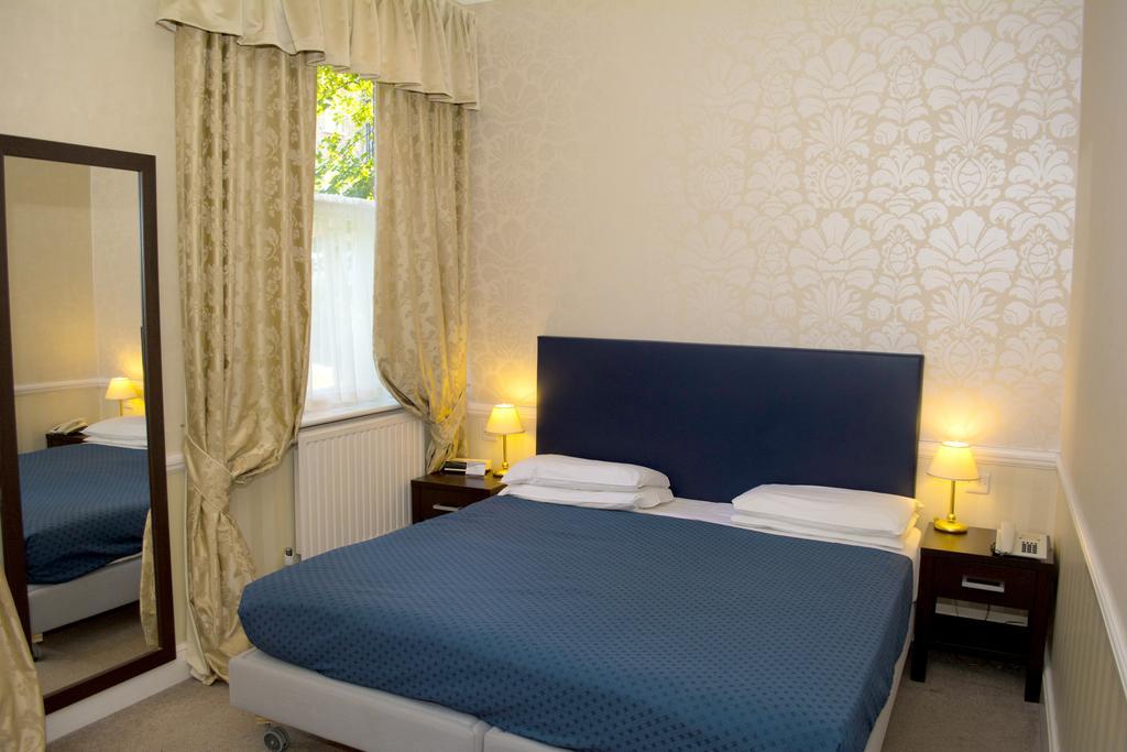 Langorf Hotel London Exterior photo